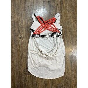 Lululemon Free to be Wild Strappy Tank Top Womens 8 Built in Bra Semi-Open Back